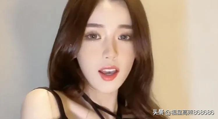 网红迅猛龙特蕾莎考上复旦，逆袭之路与无限可能