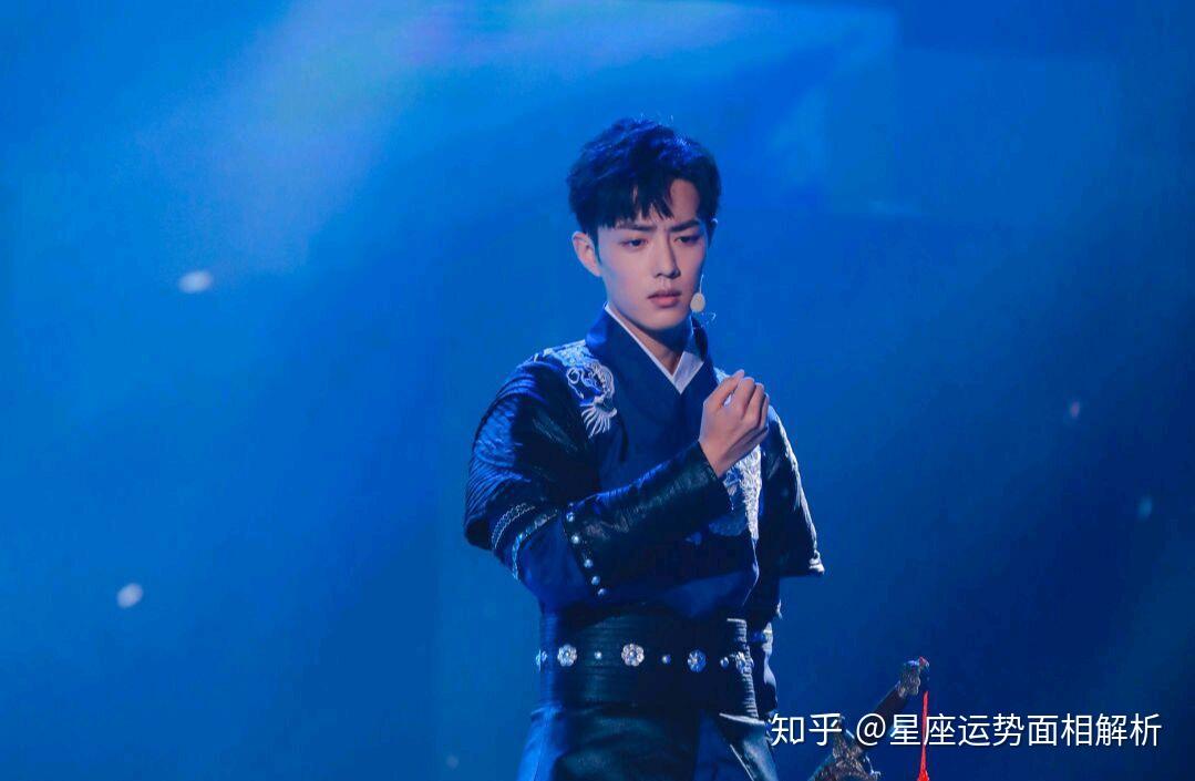 肖战亲临现场，直接坐中控台看孙燕姿演唱会，星光交汇的夜晚