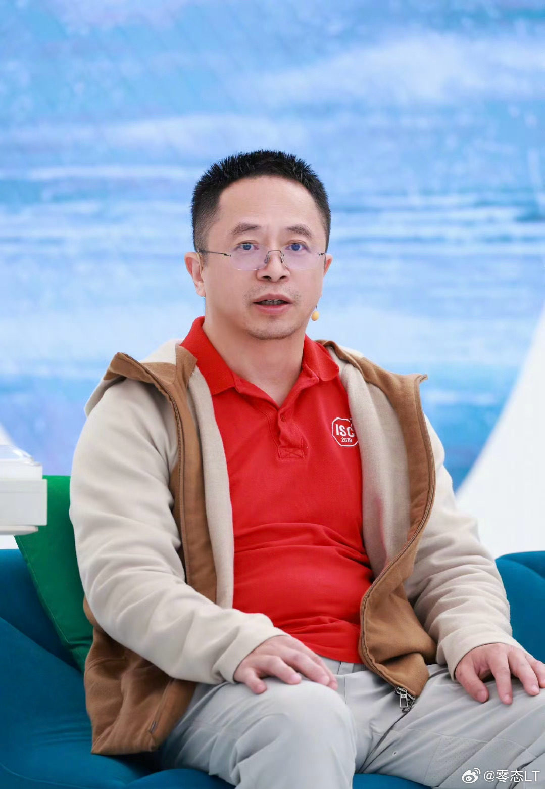 周鸿祎打卡重庆，购入一件夏布服饰背后的故事