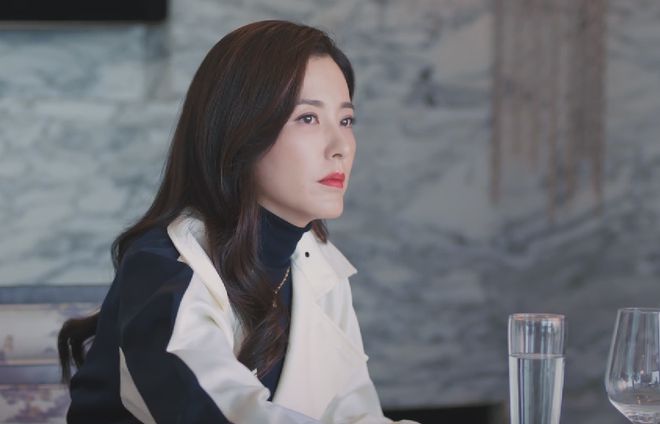 曾黎官方，探索明星之光的多元魅力