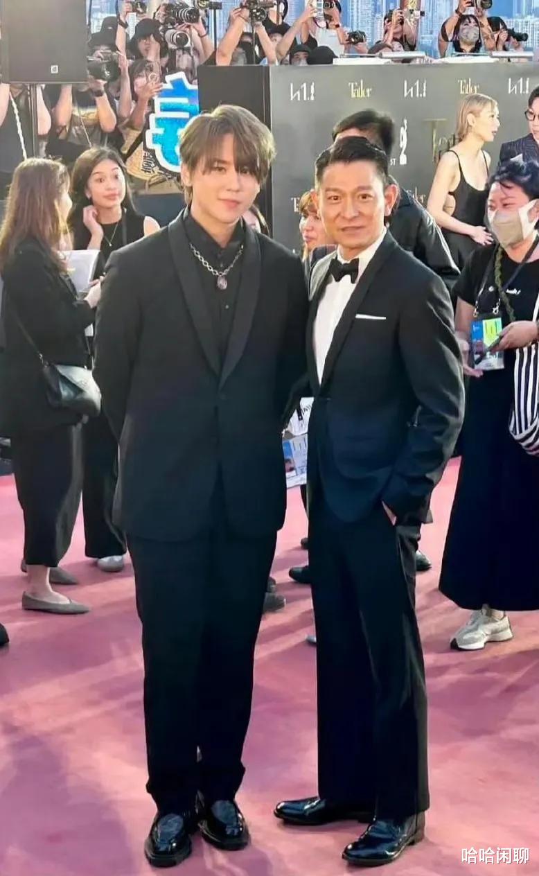 整个铜锣湾都在为姜涛庆生吗？
