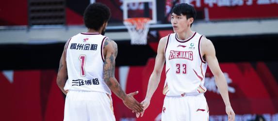 王钰栋双响神勇，浙江4-2亚泰豪取两连胜