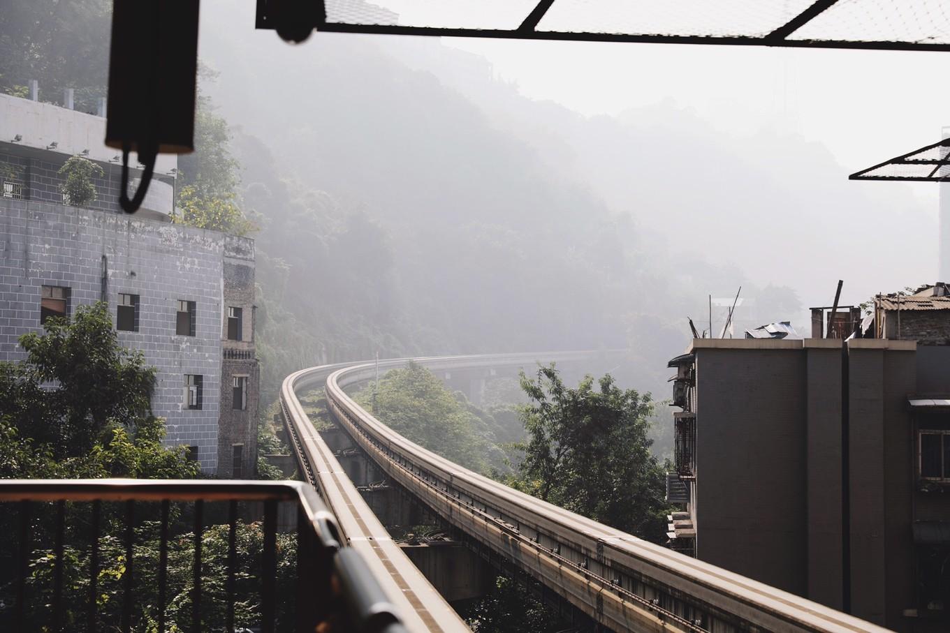 重庆李子坝游玩攻略
