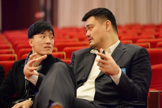 刘翔打破世界纪录的视频，重温辉煌瞬间，激发无限激情