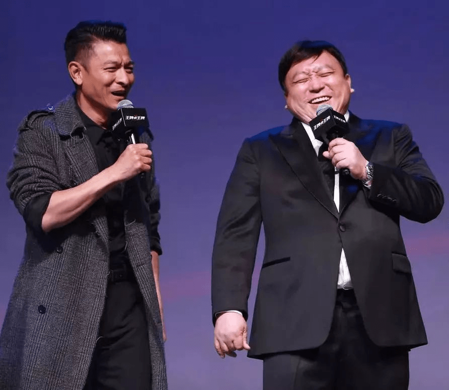 王晶眼中的刘德华太太，背后的艰辛真相揭秘