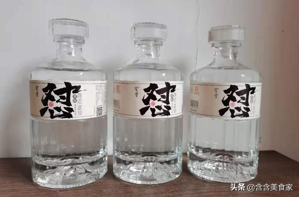 怼胖东来，一场网络热议的探究