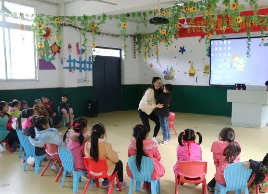 教育部关于中小学幼儿园教师招聘，全新政策解读与趋势分析