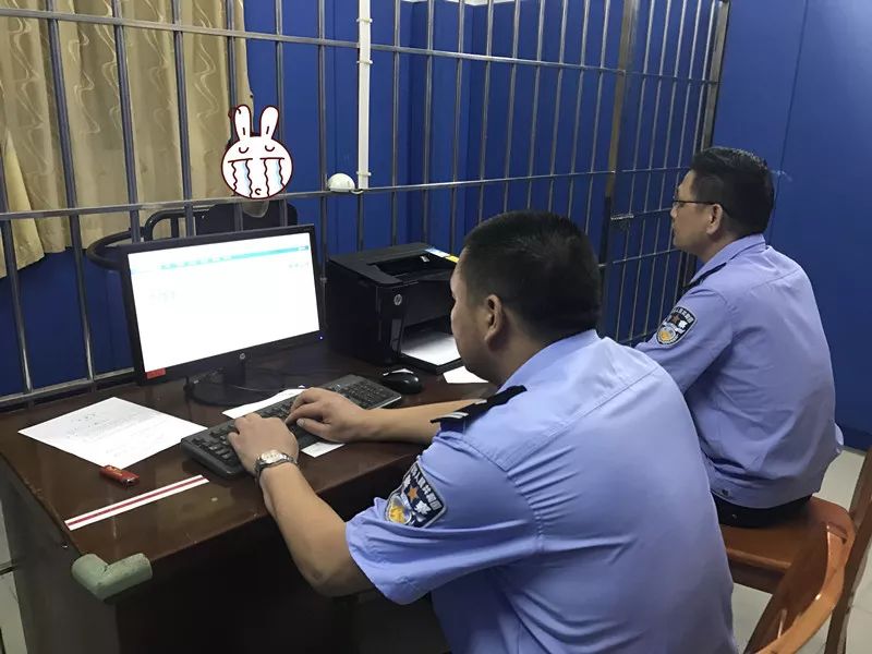 男子想进去蹲两天，民警安排！一则引人注目的社会事件分析