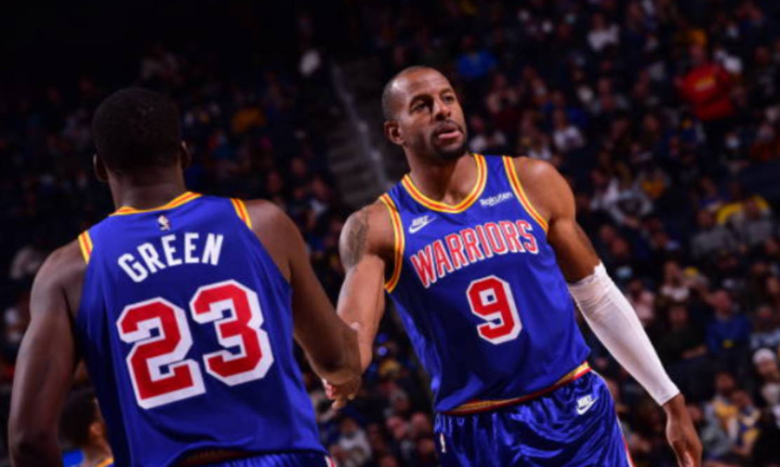 库里伤缺，勇士不敌森林狼——NBA赛场上的风云变幻