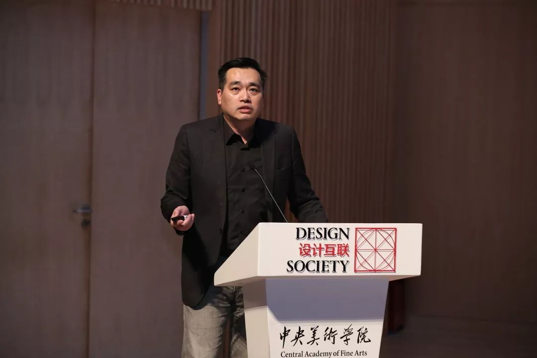 特朗普的第一位教育学教授，重塑美国教育体系的先锋力量