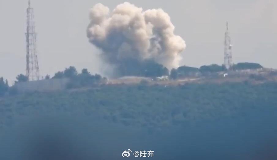 巴公布画面，士兵发射阵地浓烟滚滚