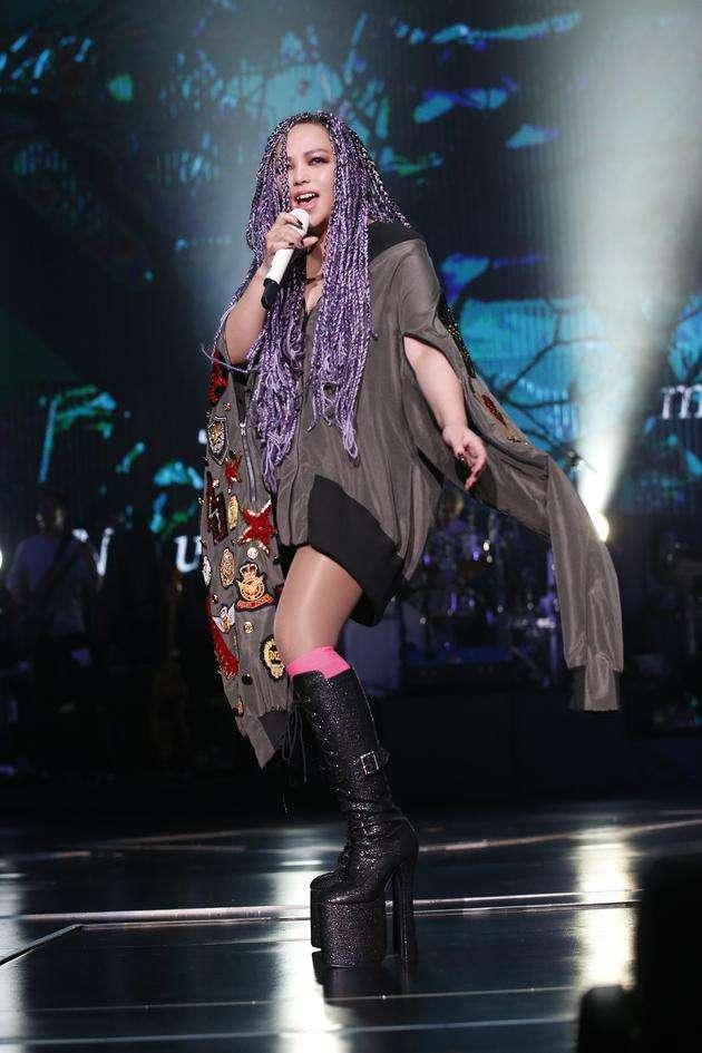 张惠妹演唱会奇遇，喜提泡脚位，一场别样的视听盛宴