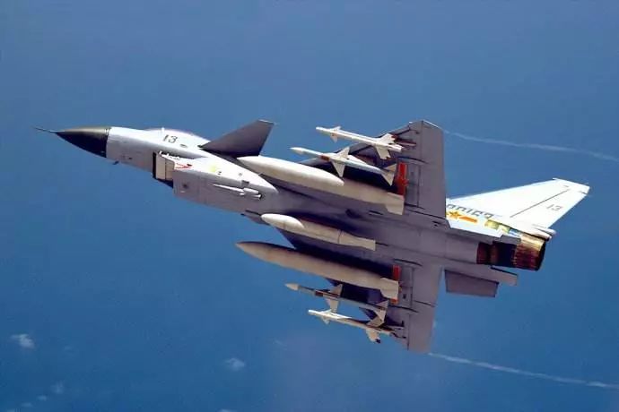 大V热议，歼-10C恐将抢东道主法国的风头