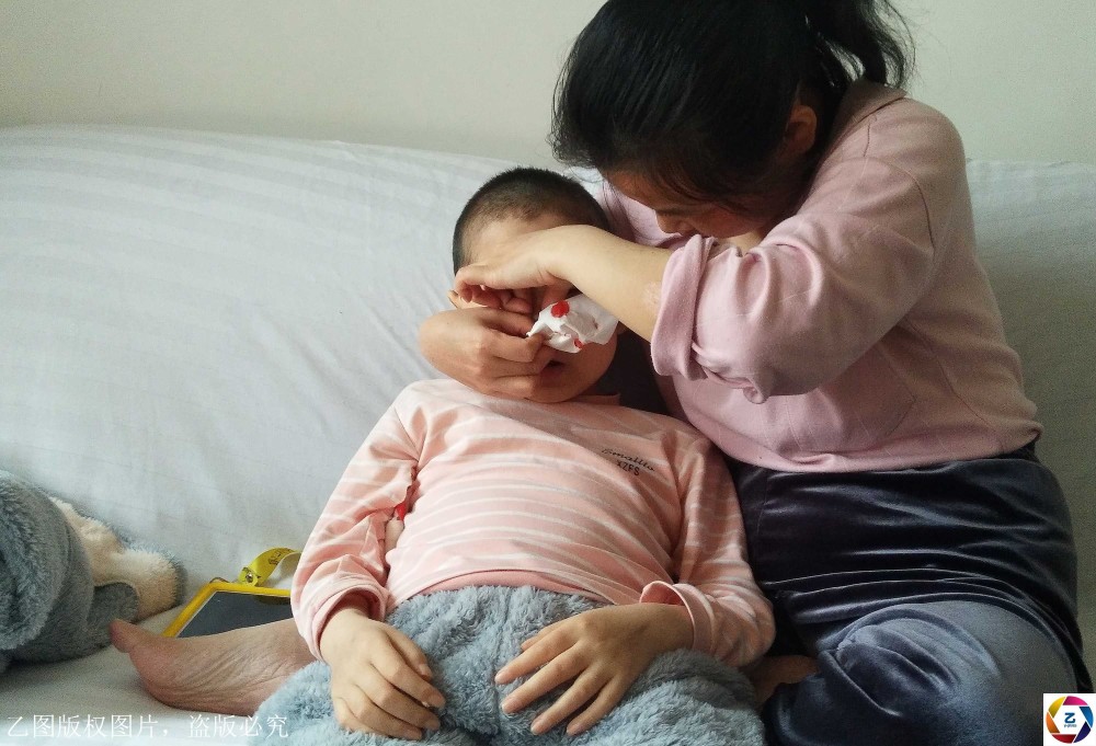 母亲殴打女儿致死，反思与警示