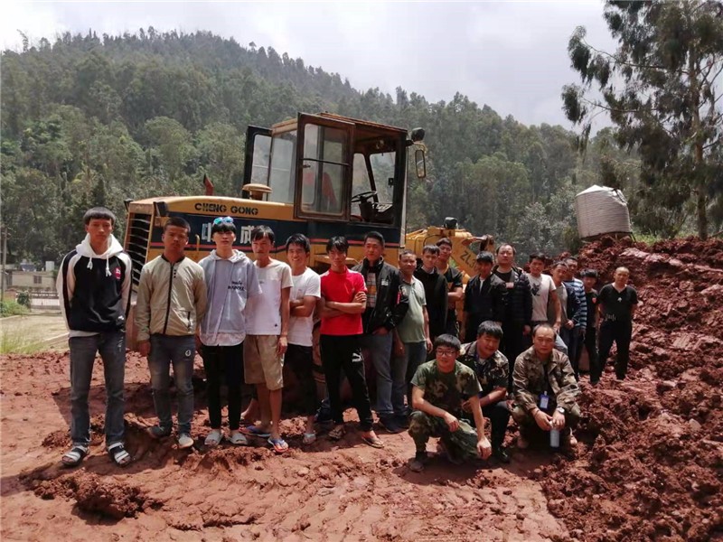 云南装载机培训学校，培养工程机械人才的摇篮