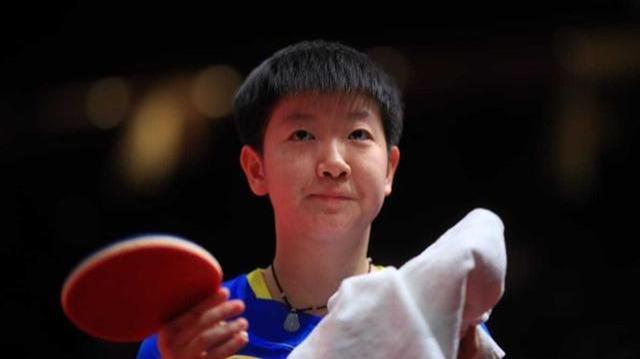 孙颖莎4-0横扫伊藤美诚，国乒之光再现辉煌