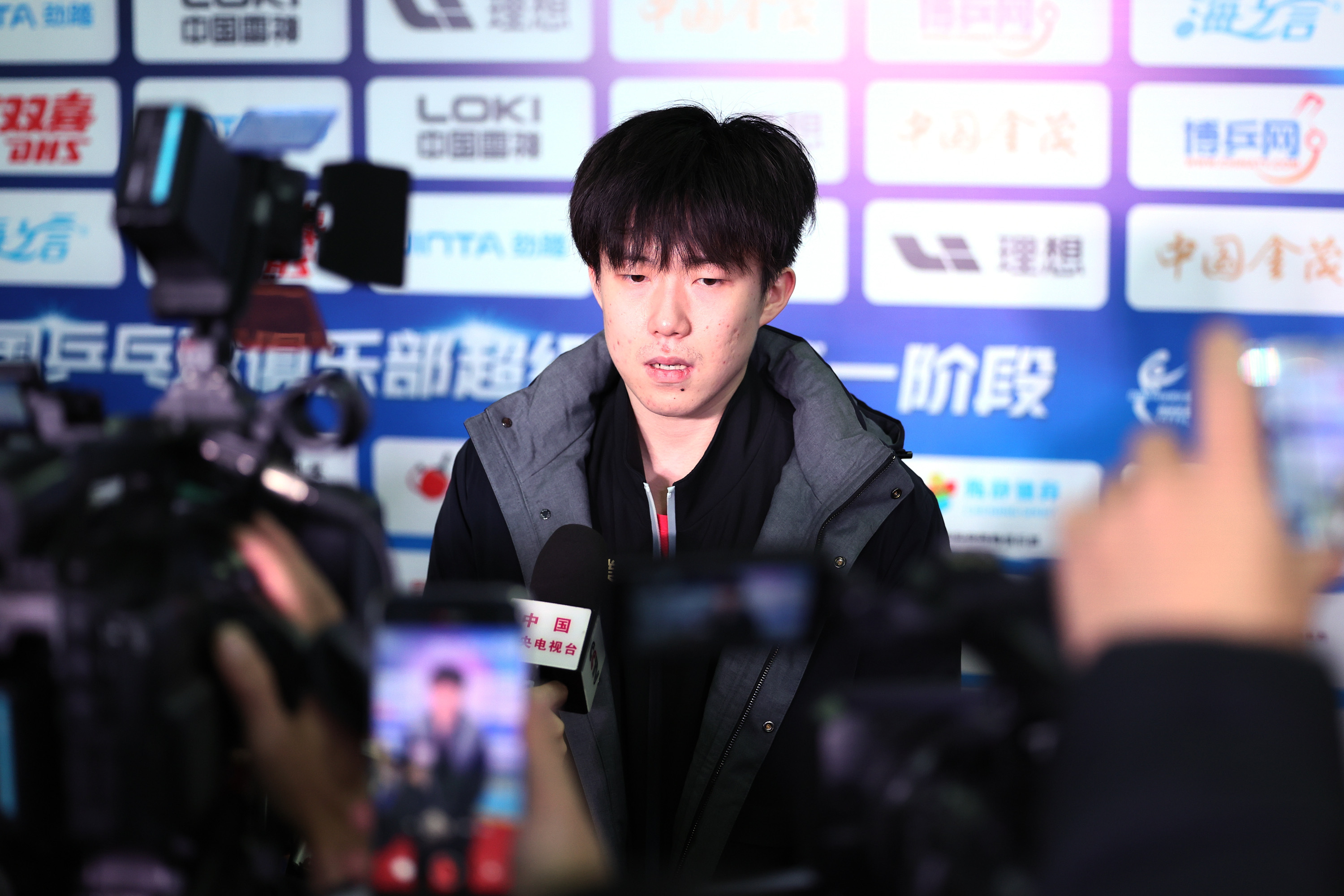 王楚钦赛后采访，热血少年的奋斗与决心