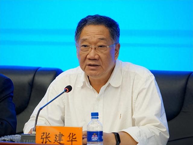 张建华主动投案的背后，自我救赎与社会责任