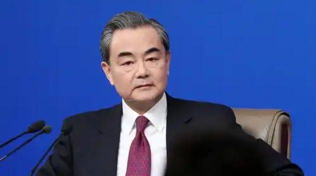 王毅提到六尺巷典故，历史与现代交融的智慧启示