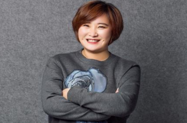 演员贾冰减肥成功瘦到脱相，重塑自我，惊艳众人