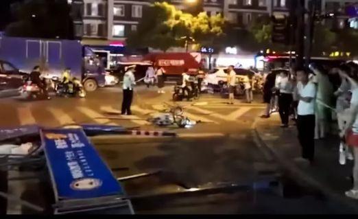 卫健委通报女游客疑被蛇咬伤身亡事件
