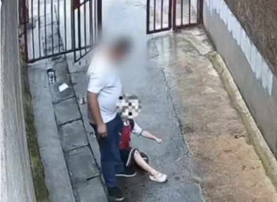 关于六岁女童被男子拖进小巷事件的警方通报与社会反响