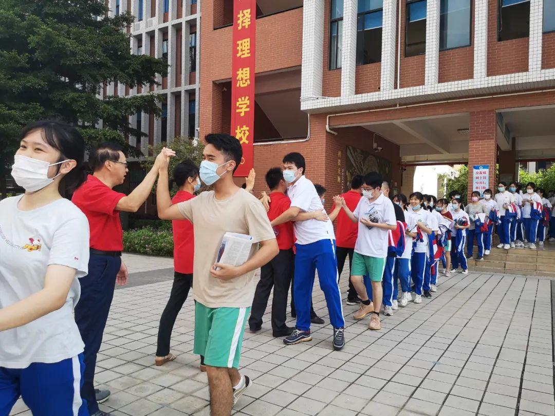 女儿高考在即，向领导请假条的正确书写方式