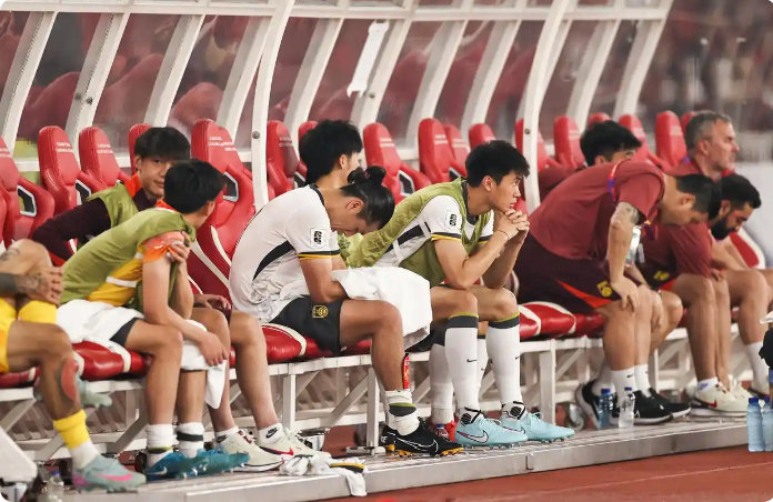 国足已连续6届无缘世界杯，反思与未来的期待