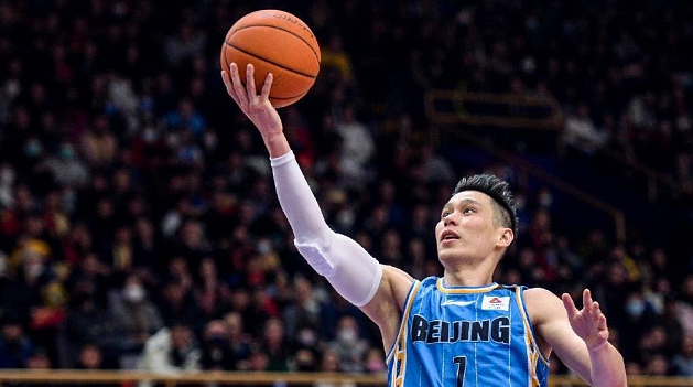 贾乃亮乔欣时隔三年再合体，引发粉丝热议